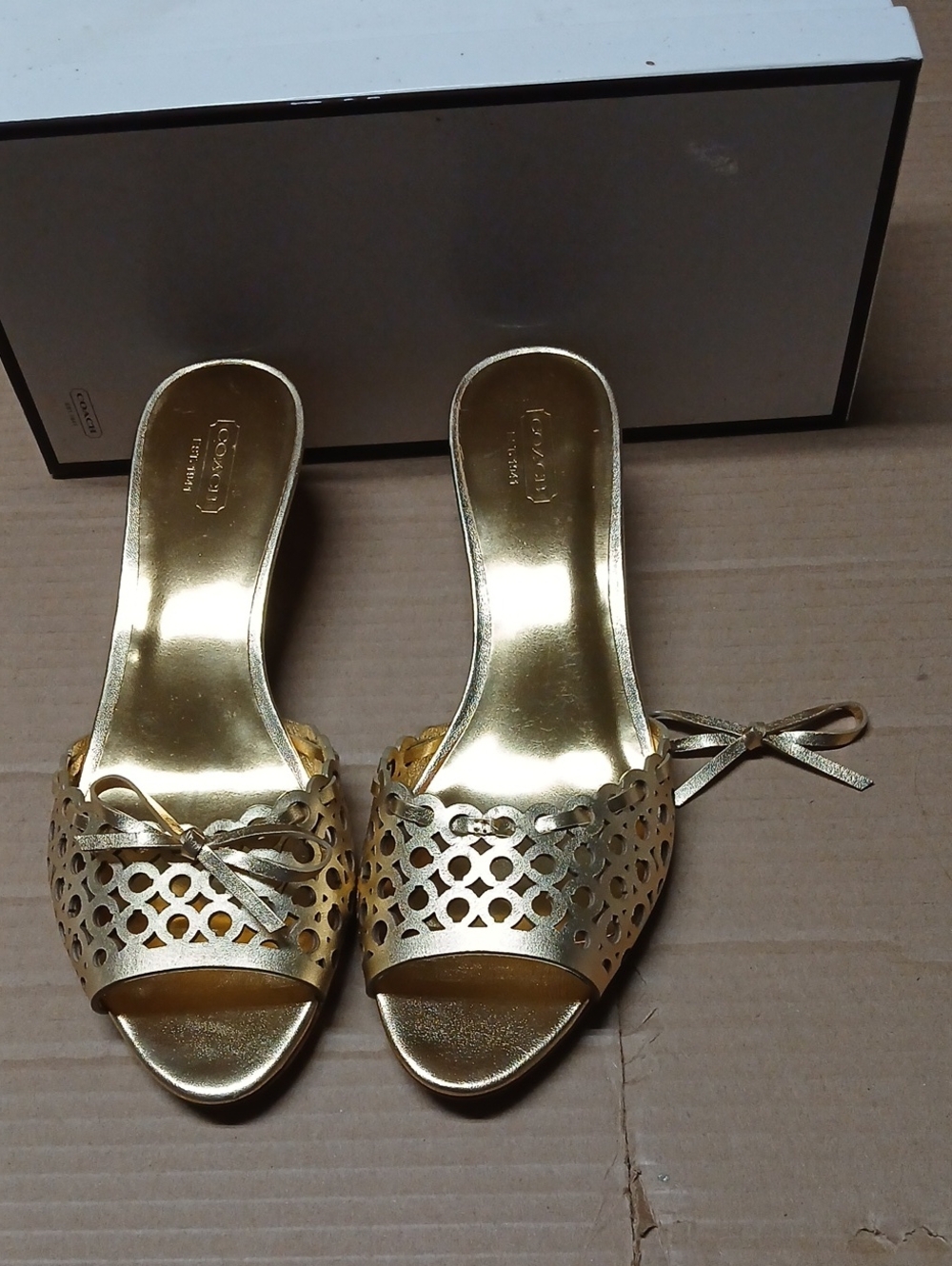 Coach Izabel Metallic Gold Leather Open Toe Slip-on Kitten Heels w/ Ribbons 10